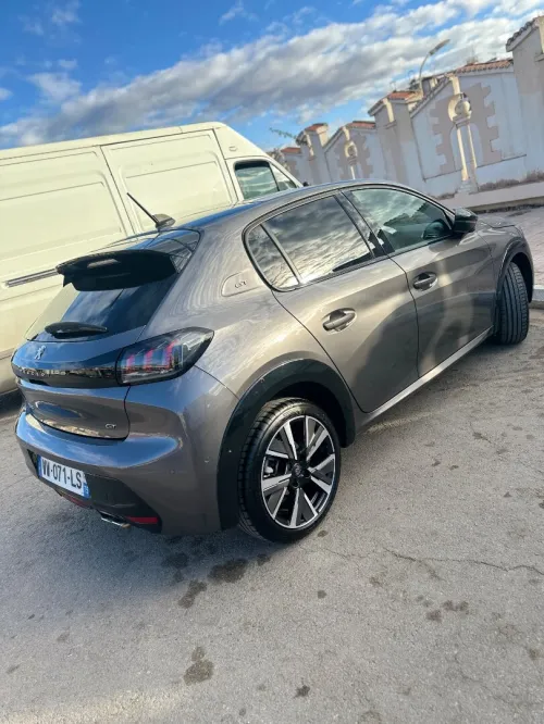 Peugeot 208 2023 GT