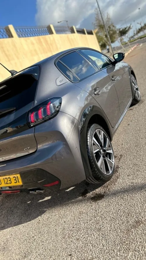 Peugeot 208 2023 GT