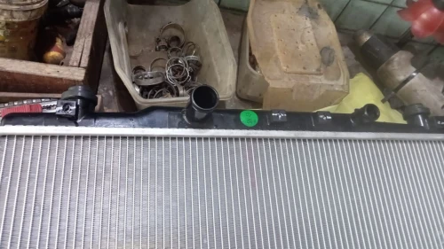 Radiateur livan gx3 pro boîte auto