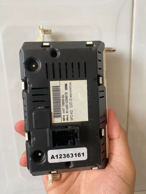 Ecran de poste ford fiesta
