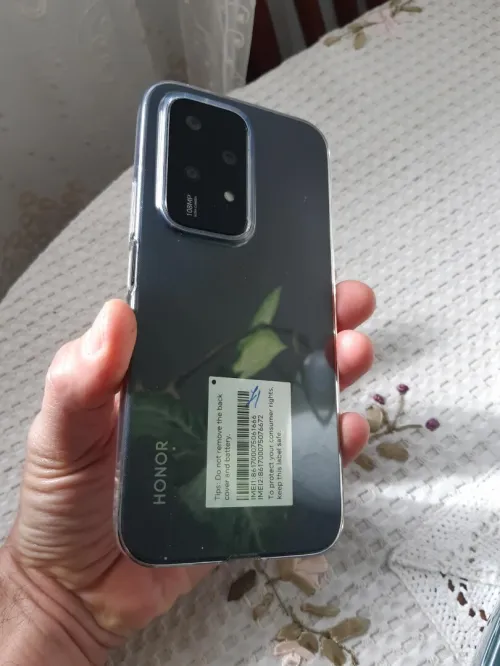 Honor 200 lite 12gb Ram 256gb prix 42000 ouled feyt honor 200 lite  12gb Ram  256gb stokage  Batterie 4500 mah  Téléphone jdid prix 42000 ouled feyt 0540700117