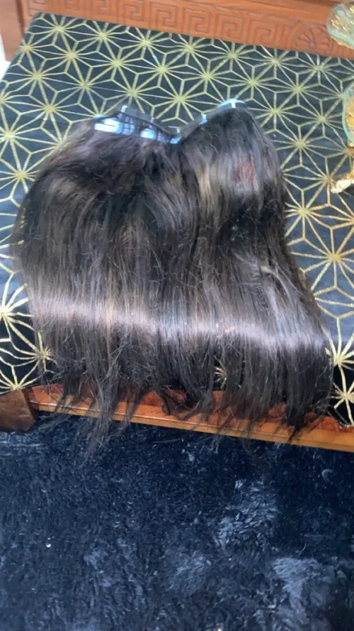 Extension, cheveux, adhésif naturel, 100 % la couleur châtain Fihom la coul kyn85 hba dylhom jdida et rhom bon prix 38000 Ouled feyt 0540700117