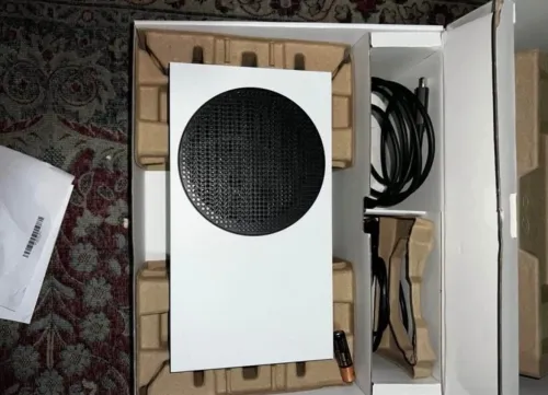Xbox series s avec la boite
