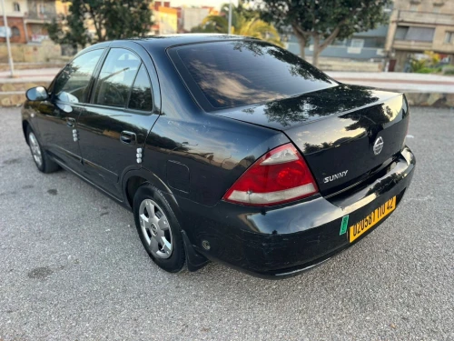 Nissan Sunny 2010 B10
