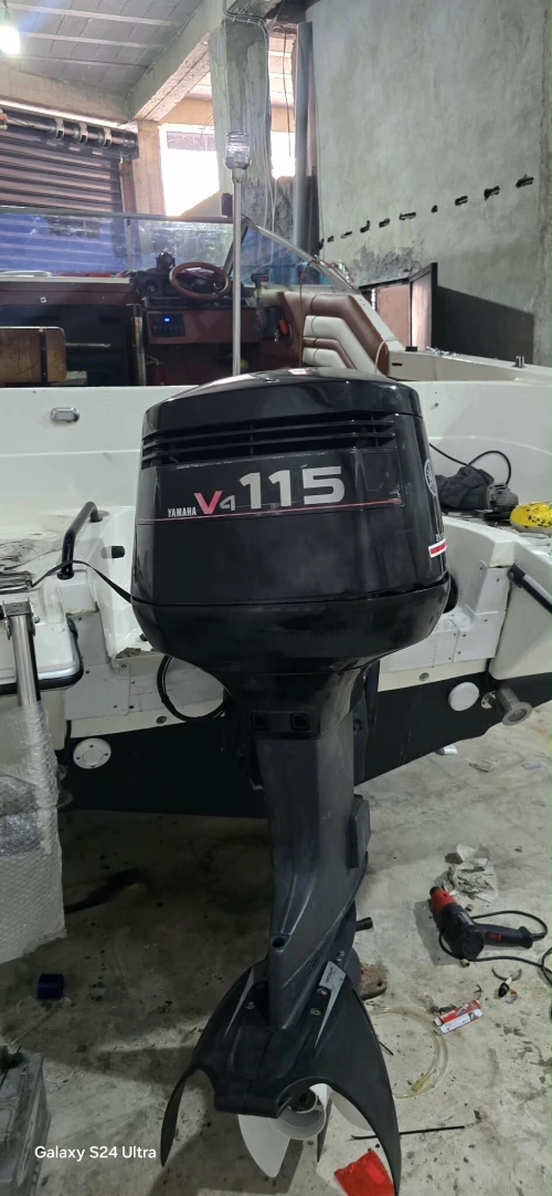 Moteur yamaha 115 2 temps