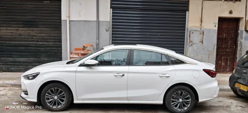 MG 5 2025 Lucxry