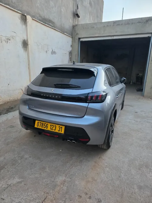 Peugeot 208 2023 GT