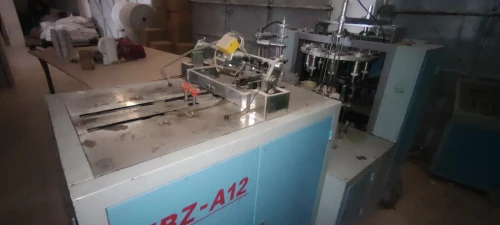 Barika machine serviette gobelet papy génique