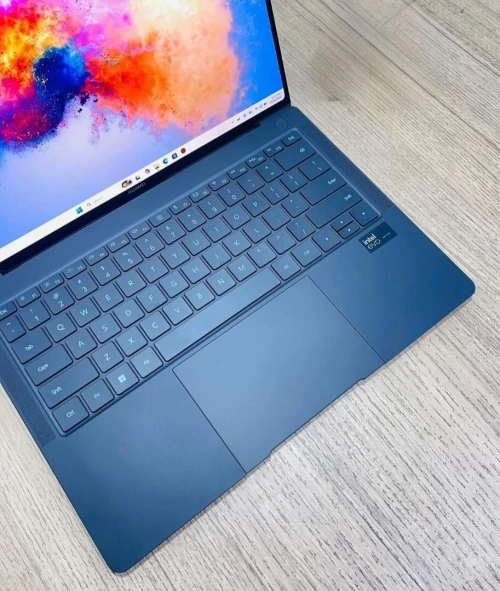 Huawei MateBook X Pro 2024 Ultra 7 155H Oled 120Hz Tactile