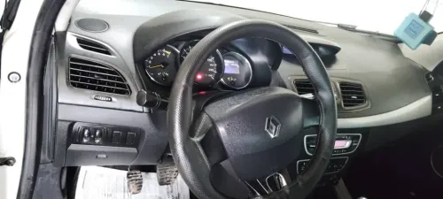 Renault Megane 3 2012 Play