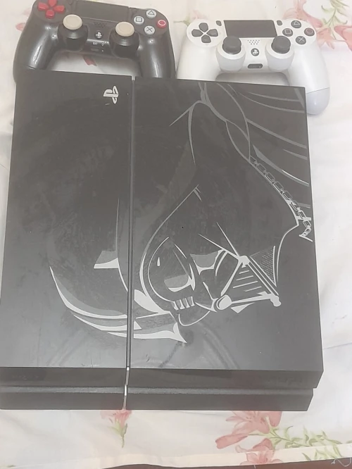 Ps4  12.5 500 avec cd