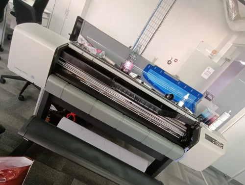 services de maintenance et dépannage Traceur hp