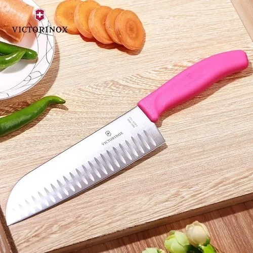 Couteau Santoku Swiss Classic, lame alvéolée victorinox