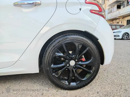 Peugeot 208 2014 Allure