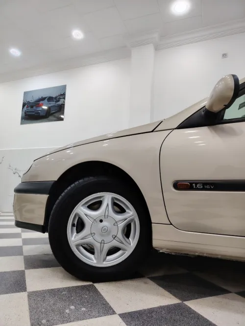 Renault Laguna 1 2001 Laguna 1