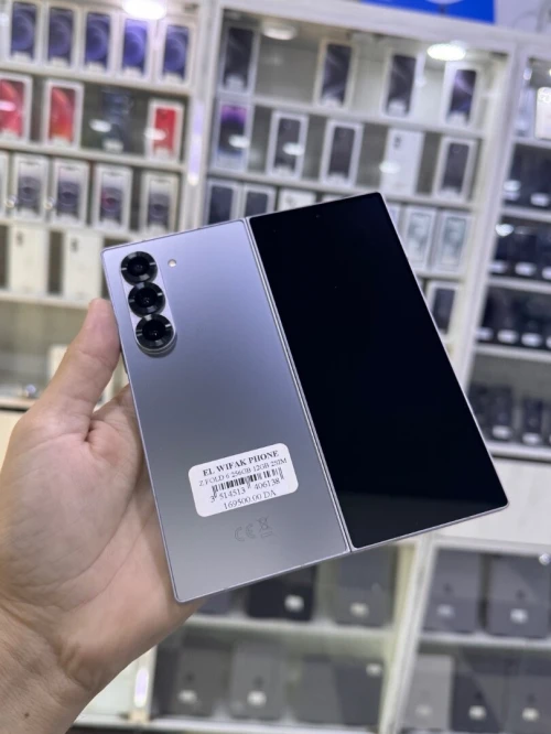 Samsung Galaxy Z Fold 6