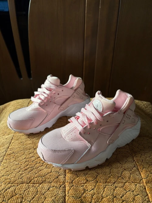 Nike huarache rose original pointure 37,5