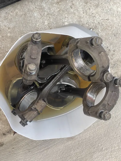 Bloc 1.2 16v STD  vilebrequin 1.2 16v 0.25    bielle plus piston 1.2 16v 0.50  Carter 1.2 16v