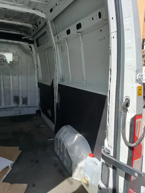 Renault MASTAR 2013
