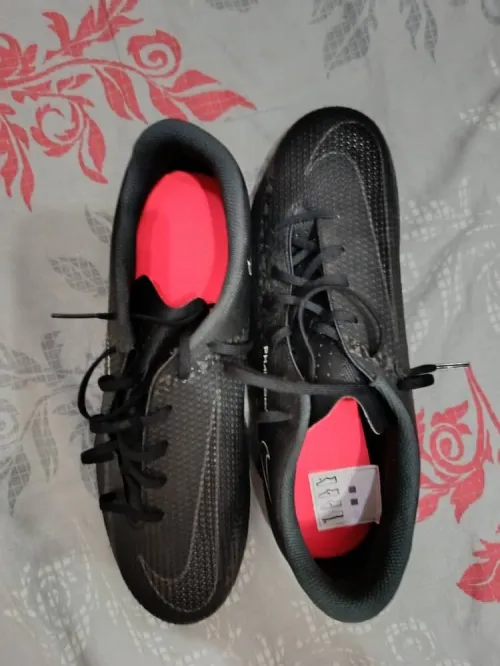 Soulier foot Nike panthéon original 