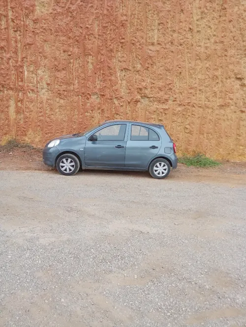 Nissan Micra 2012 visia plus