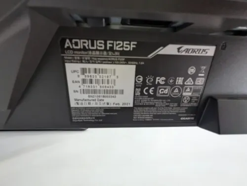 Mouniteur gaming AORUS