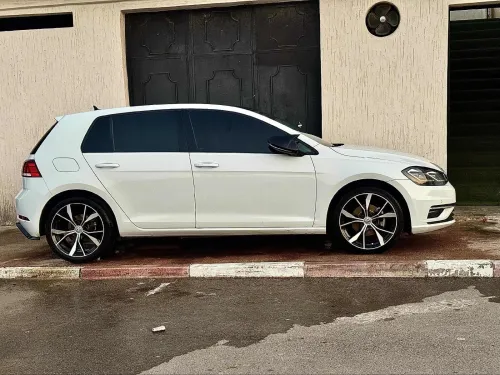 Volkswagen Golf 7 2018 Confortline