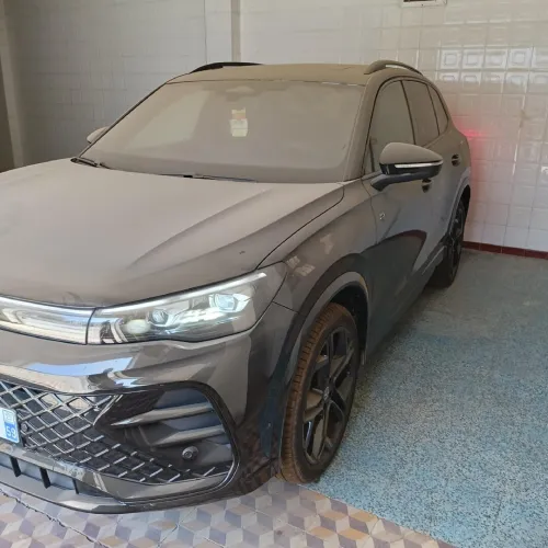 Volkswagen New tigwane 2025 R line