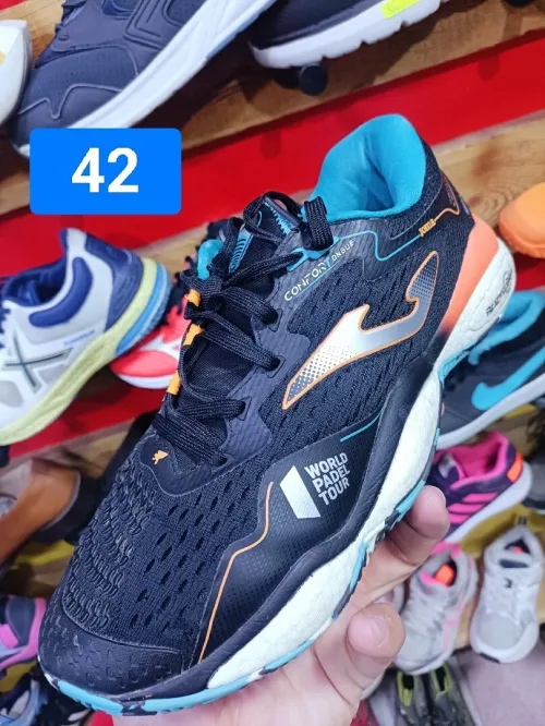 Lot de chaussures