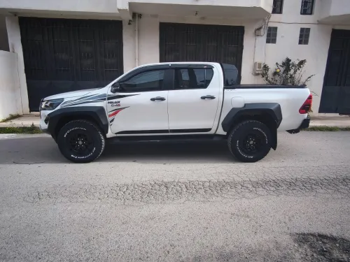 Toyota Hilux 2025 GR sport SAFI