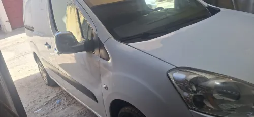 Peugeot Partner 2014 b9
