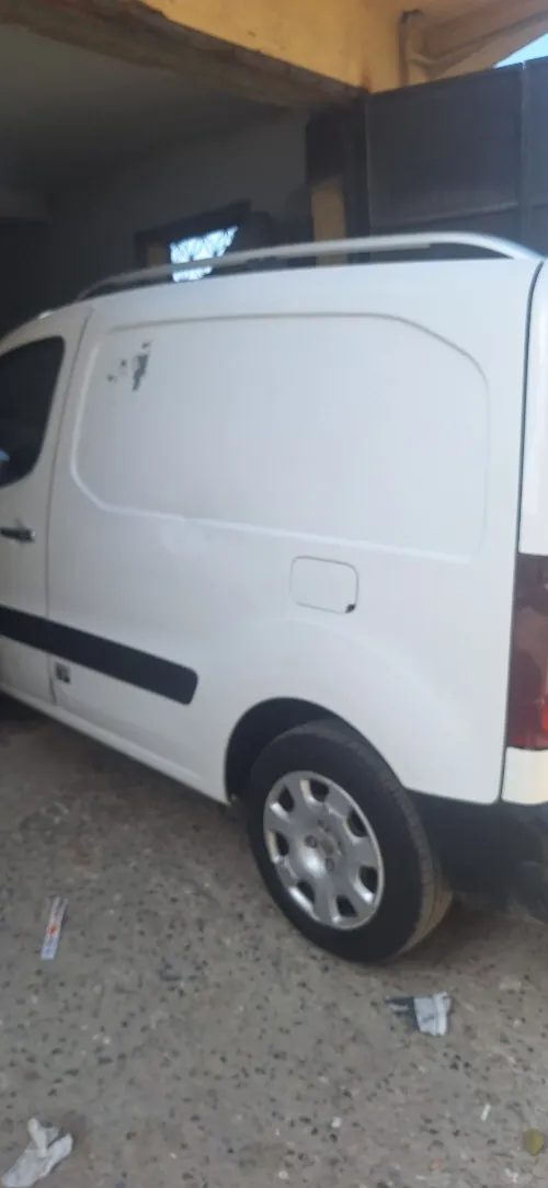 Peugeot Partner 2014 b9