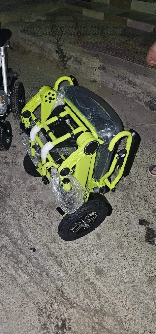 Fauteuil Roulant électrique / كراسي متحركة 