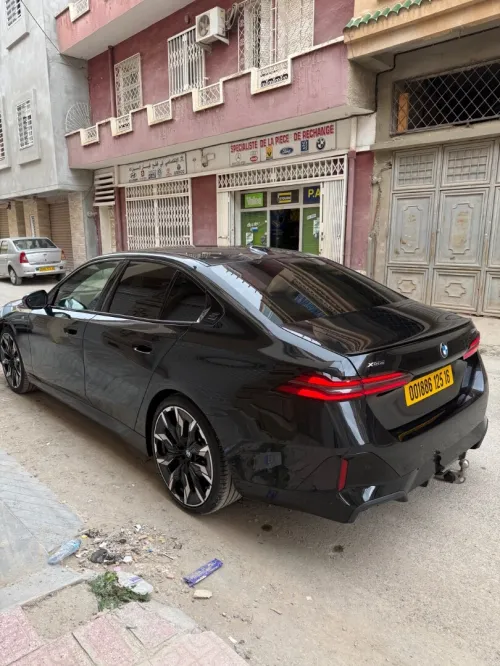BMW Série 5 2025 Pak m xdrive invidualle