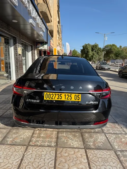 Skoda Superbe 2025 Luxury