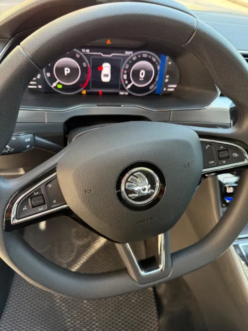 Skoda Superbe 2025 Luxury