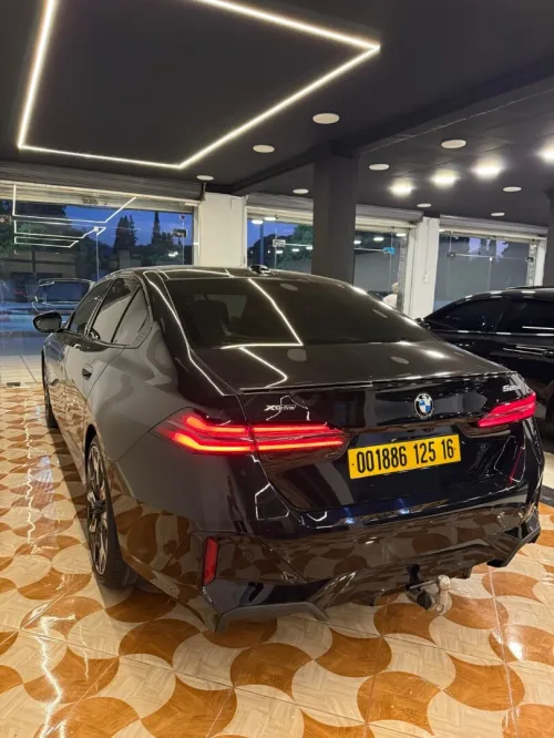 BMW Série 5 2024 Pak m xdrive invidualle