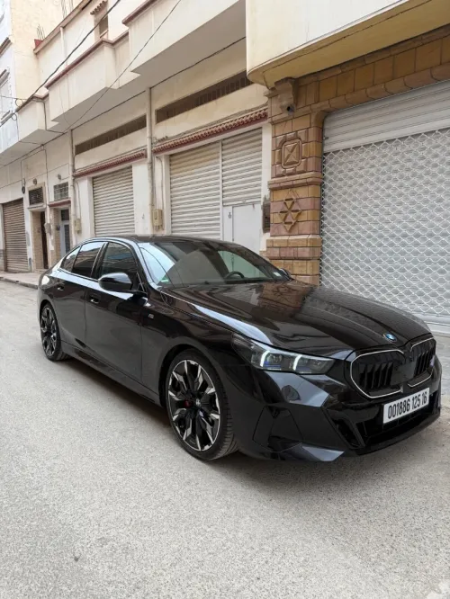BMW Série 5 2025 Pak m xdrive invidualle