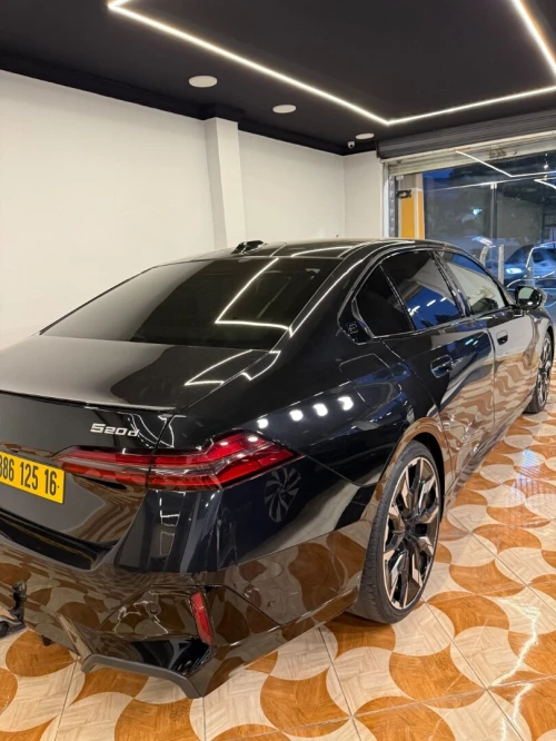 BMW Série 5 2025 Pak m xdrive invidualle
