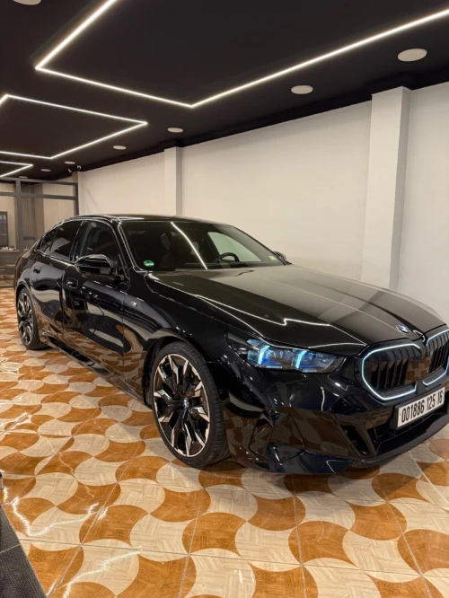 BMW Série 5 2025 520d xdrive invidualle
