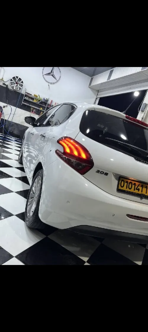 Peugeot 208 2019 Allure Facelift