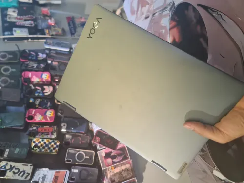 Lenovo Yoga 7i