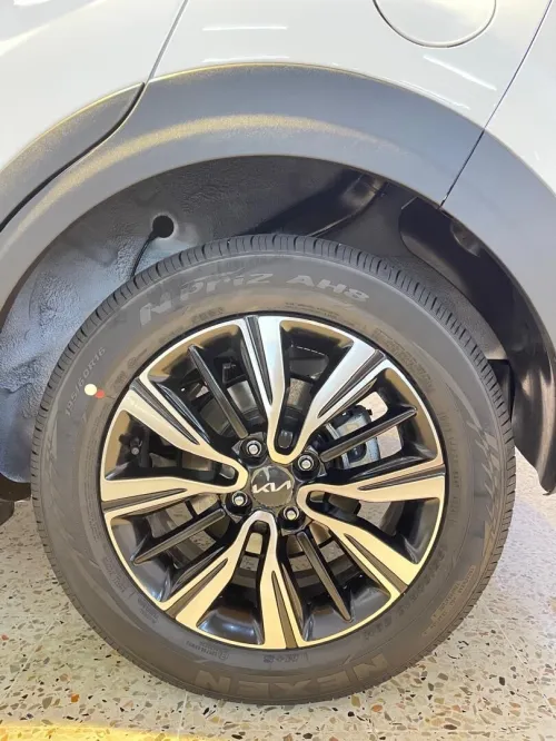Kia KX1 2025 Kia KX1 Luxury