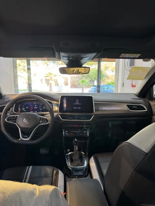 Volkswagen T-Roc 2025 R-Line 