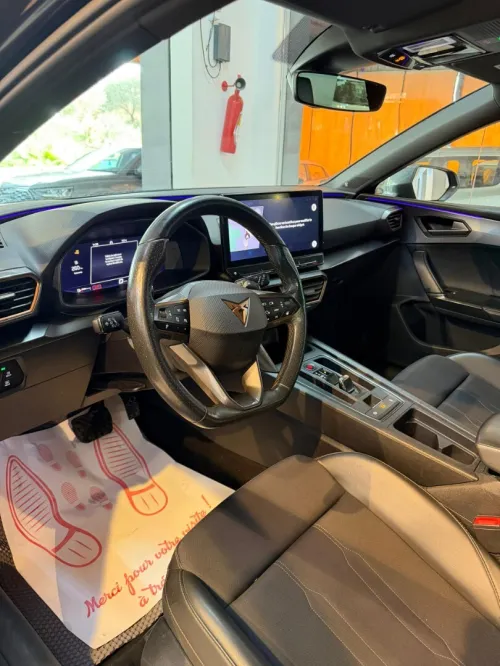 Cupra  Leon 2023 