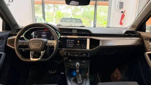 Audi Q3 2025 Q3