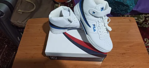 Fila F13