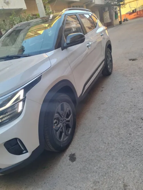 Kia SELTOS 2025 Luxury