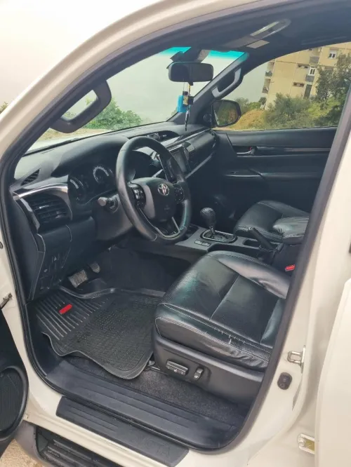 Toyota Hilux 2019 LEGEND DC 4x4 Pack Luxe