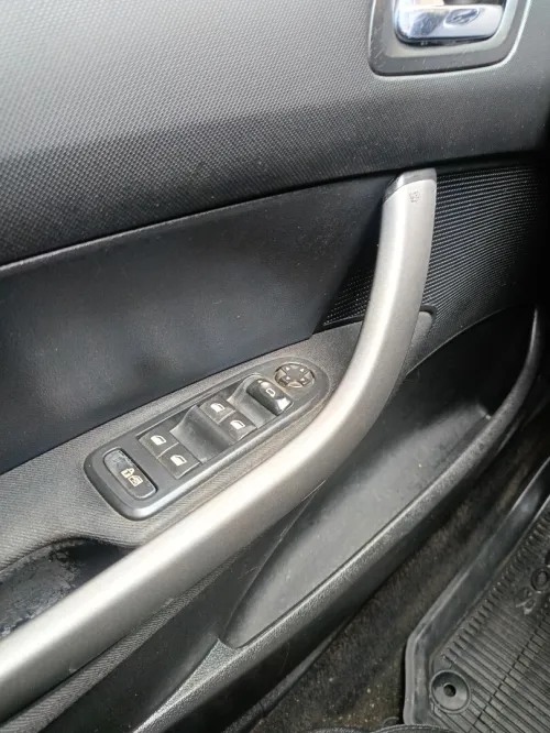Peugeot 308 2012 Alour